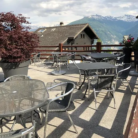 Cafe Cher-mignon Et D'hotes Bed and Breakfast