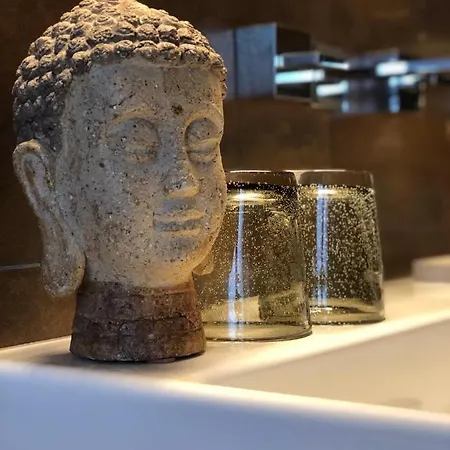 Couette-café Café Cher-mignon Et D'hôtes