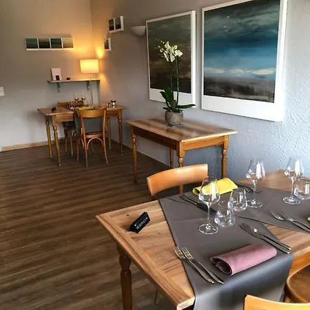 Cafe Cher-mignon Et D'hotes Oda ve Kahvaltı Chermignon-d'en Haut