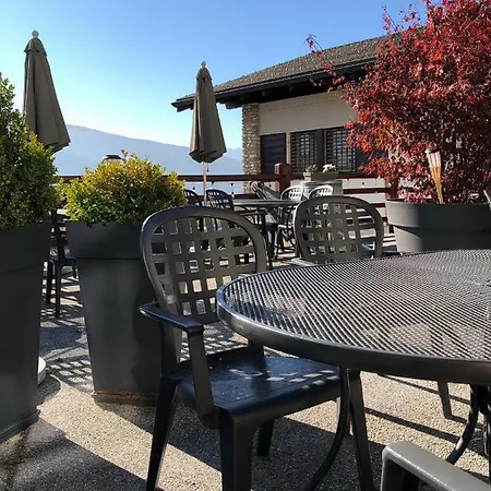 Cafe Cher-mignon Et D'hotes Bed and Breakfast Chermignon-d'en Haut