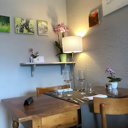 Oda ve Kahvaltı Cafe Cher-mignon Et D'hotes 3*