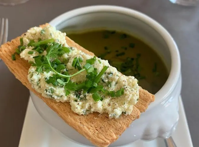 Cafe Cher-mignon Et D'hotes B&B