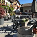Café Cher-mignon Et D'hôtes Chermignon-d'en Haut