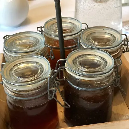 Cafe Cher-mignon Et D'hotes 3*