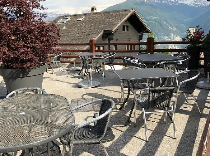 Cafe Cher-mignon Et D'hotes Bed and Breakfast