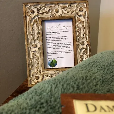 Cafe Cher-mignon Et D'hotes Bed & Breakfast 3*