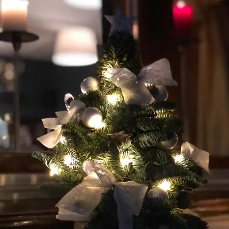 住宿加早餐酒店 Cafe Cher-mignon Et D'hotes 3*