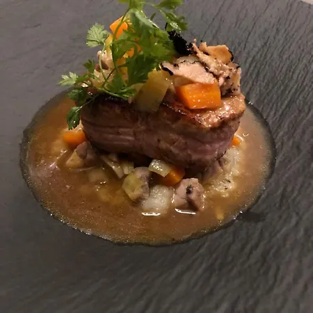 Cafe Cher-mignon Et D'hotes Bed & Breakfast 3*