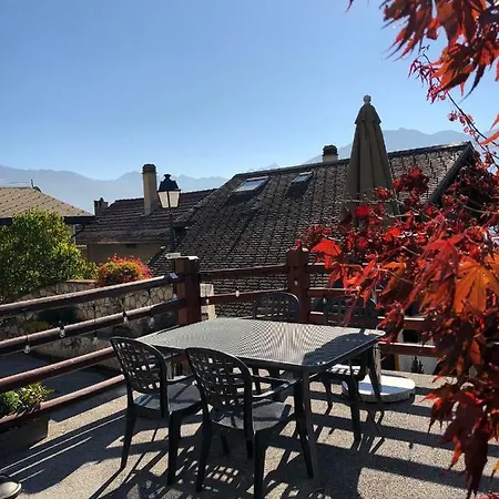 Cafe Cher-mignon Et D'hotes Bed & Breakfast 3*